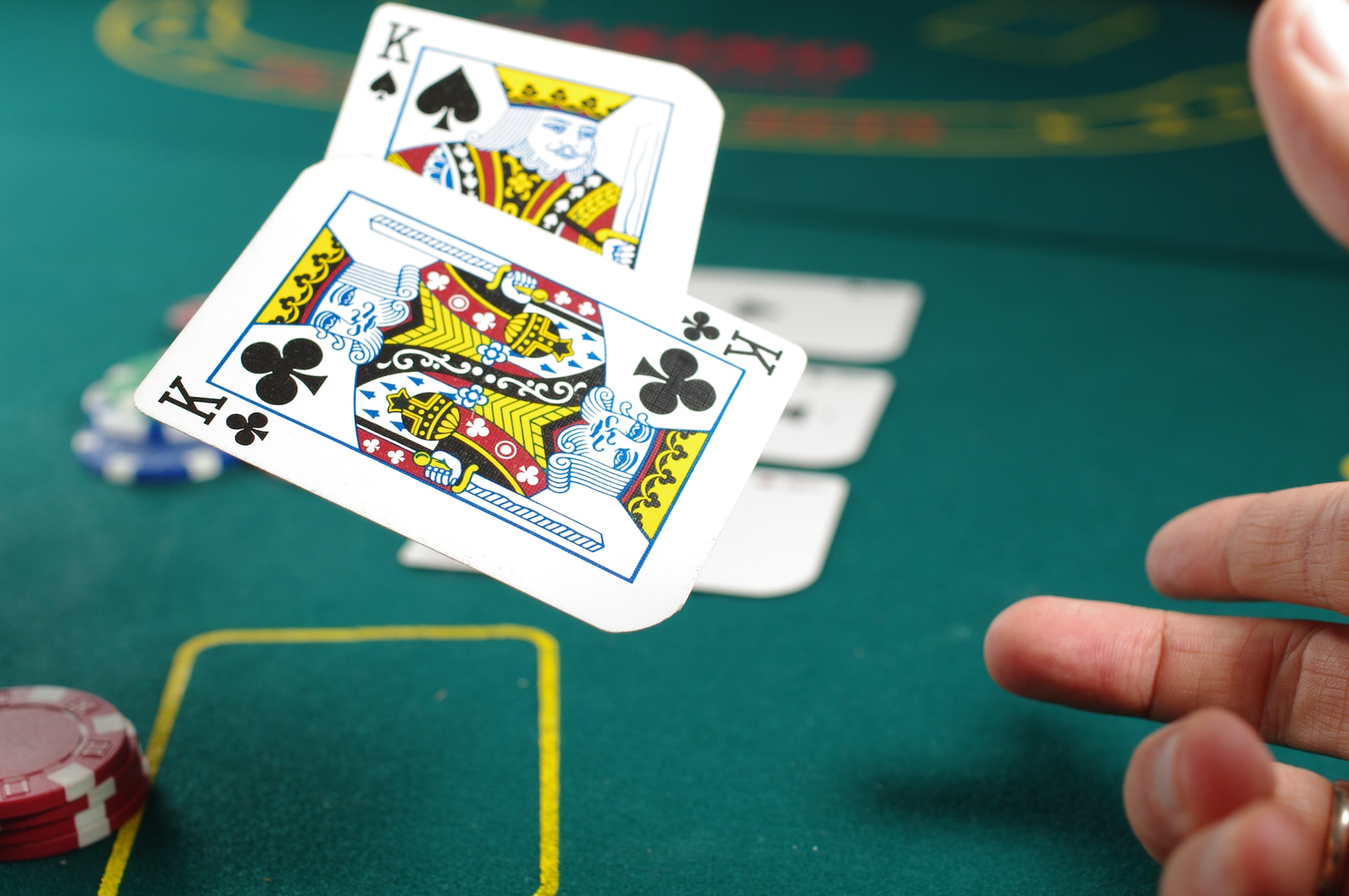 Poker Hands Ranking: From High Card to Royal Flush